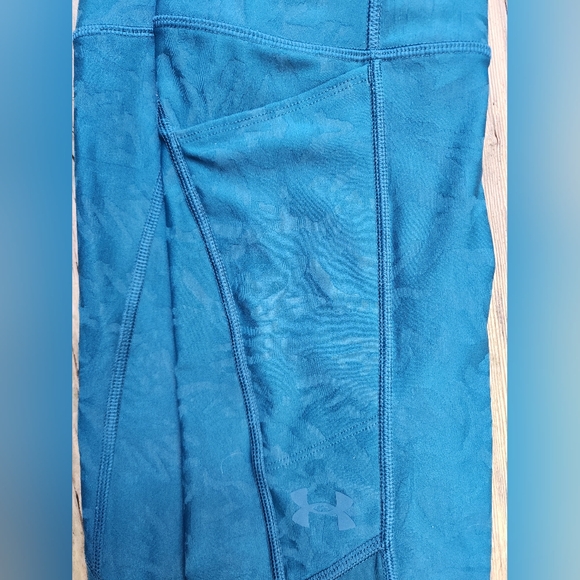 Small Blue UnderArmour Leggings - Picture 6 of 6
